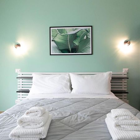 Domina Guest House Fiumicino Ngoại thất bức ảnh