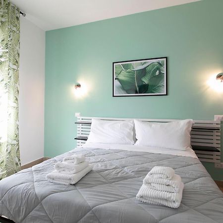 Domina Guest House Fiumicino Ngoại thất bức ảnh