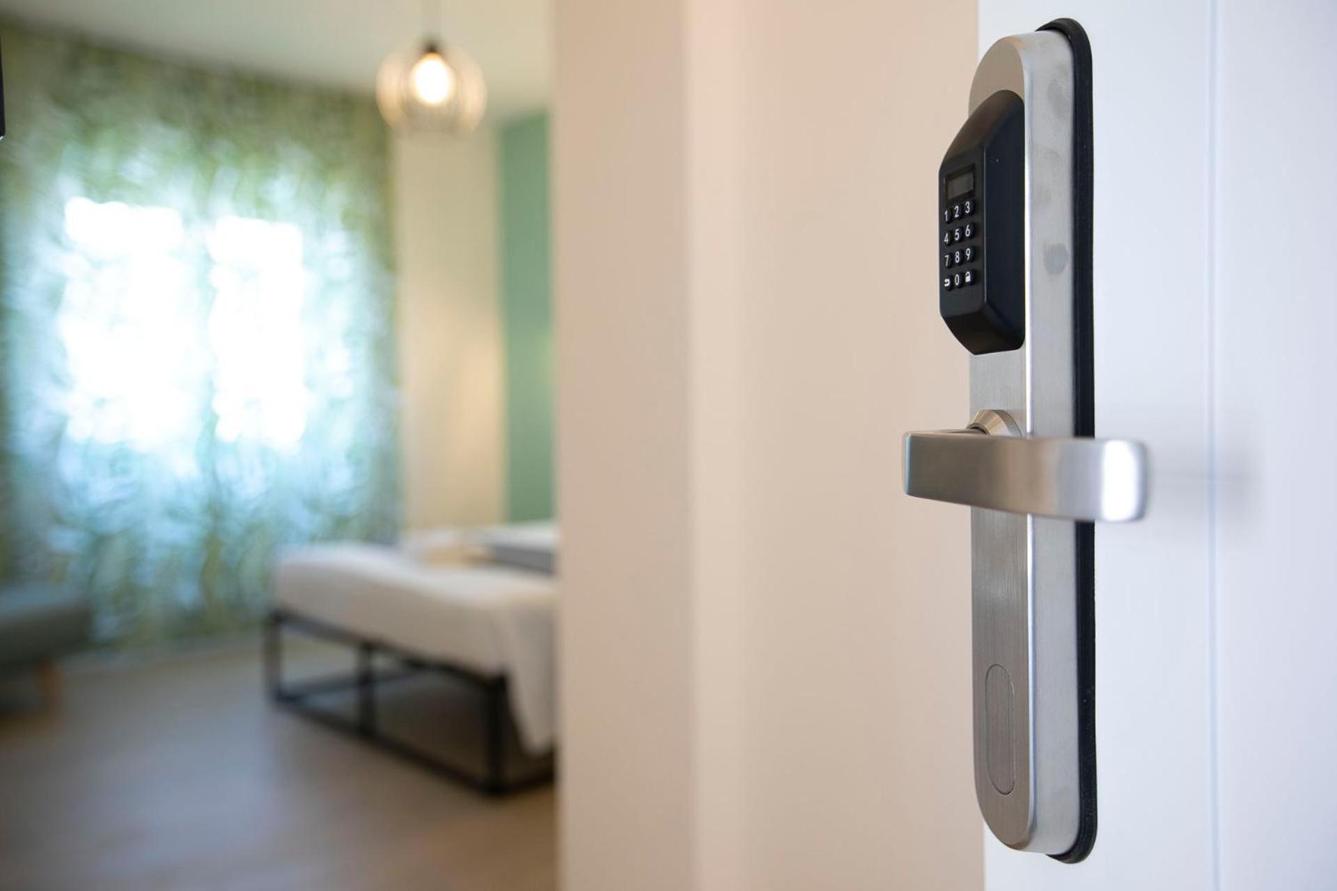 Domina Guest House Fiumicino Ngoại thất bức ảnh