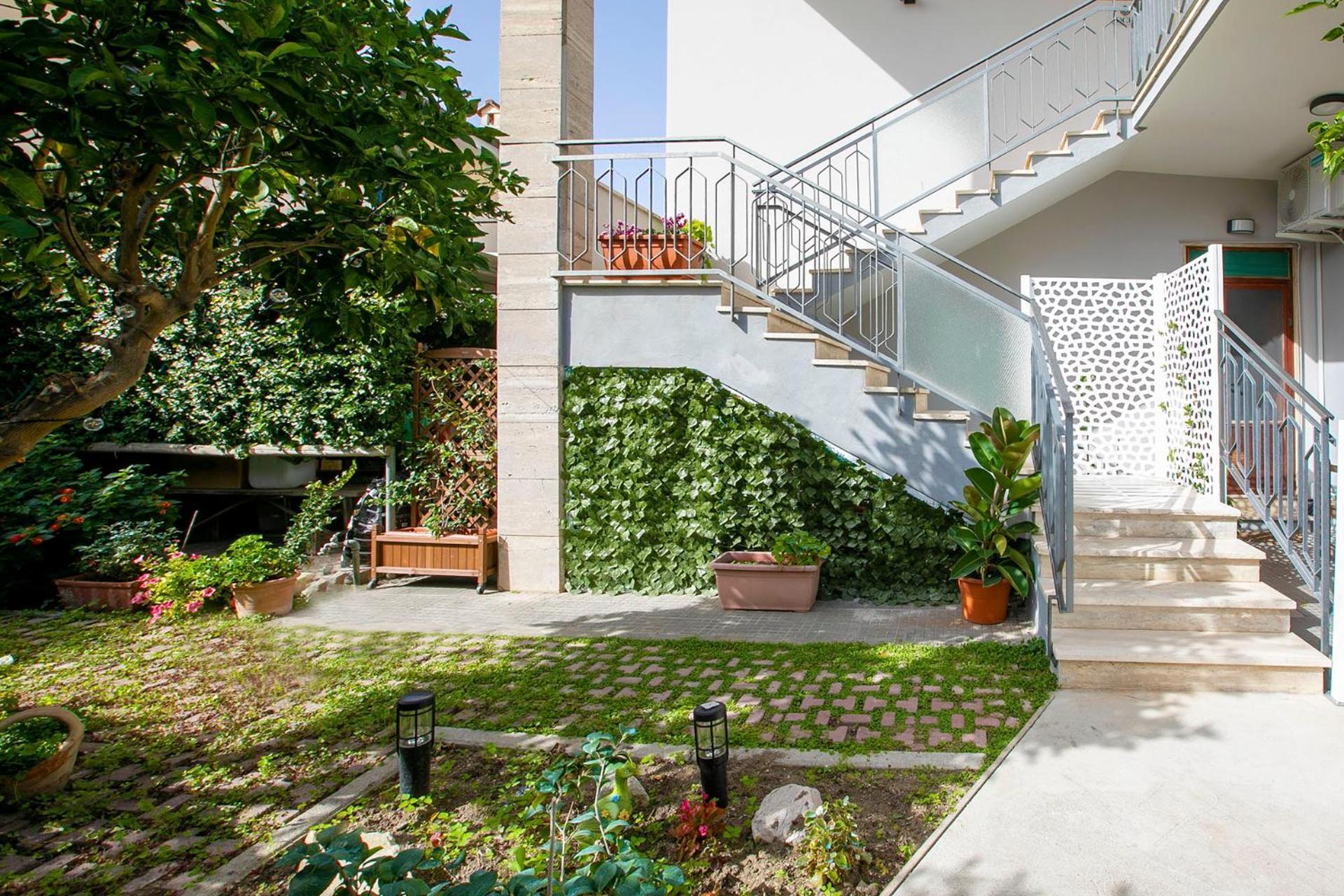 Domina Guest House Fiumicino Ngoại thất bức ảnh